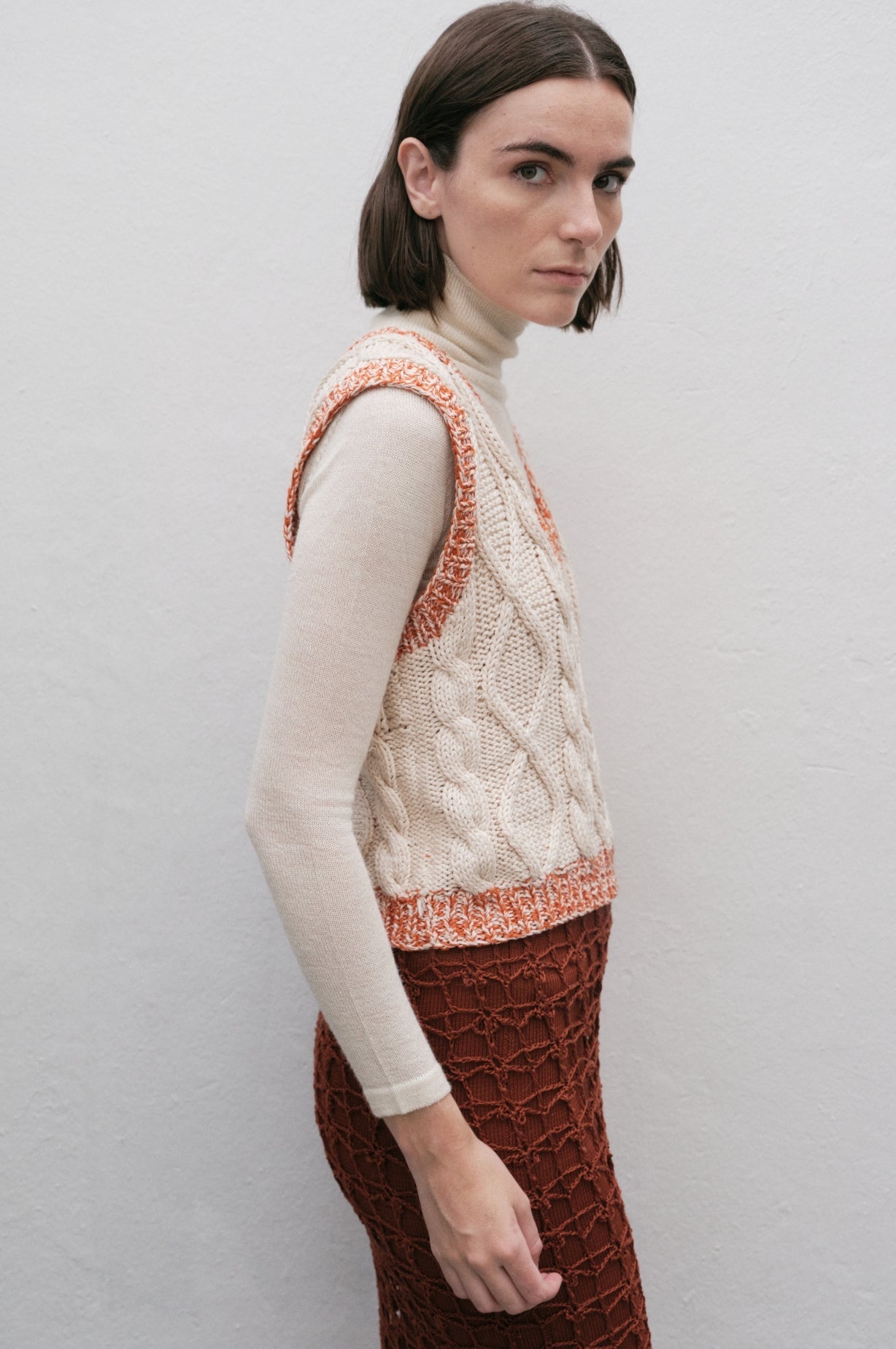 TUTA vest AYNI universe