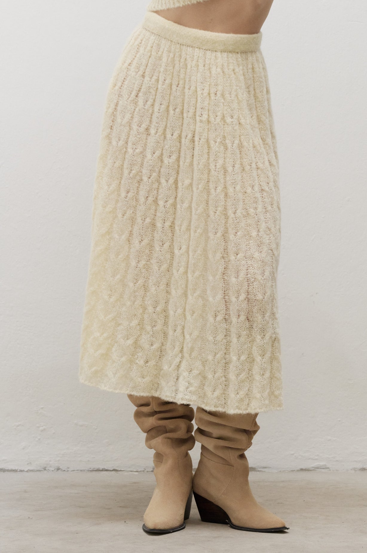 ORE skirt AYNI universe